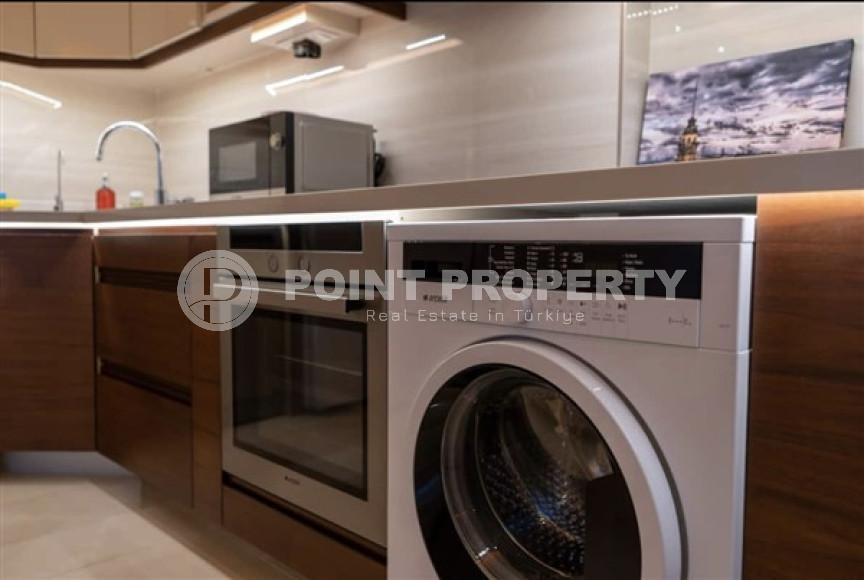 One-bedroom apartment, 67m², furnished in a luxury complex, 300m from the sea in Mahmutlar, Alanya-id-1568-photo-9