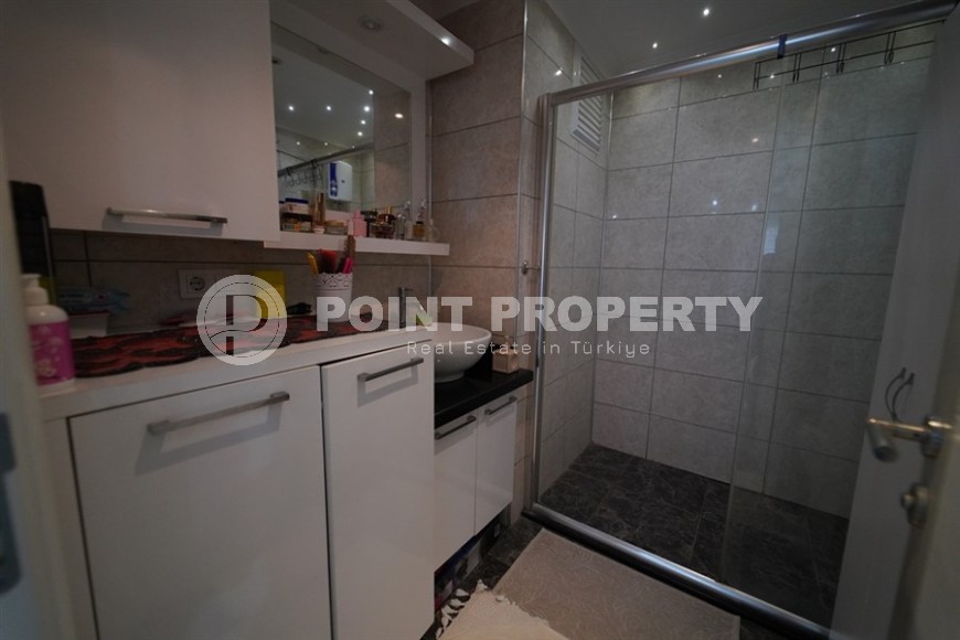 Inexpensive studio with a spacious glazed balcony 400 meters from the sea, in the modern area of Alanya - Mahmutlar-id-7330-photo-7