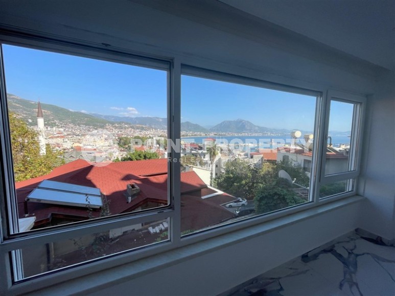 Apartment with luxurious panoramic views of the sea and the city, 400 meters from the beach, in the historical area of Alanya - Kale-id-7333-photo-5