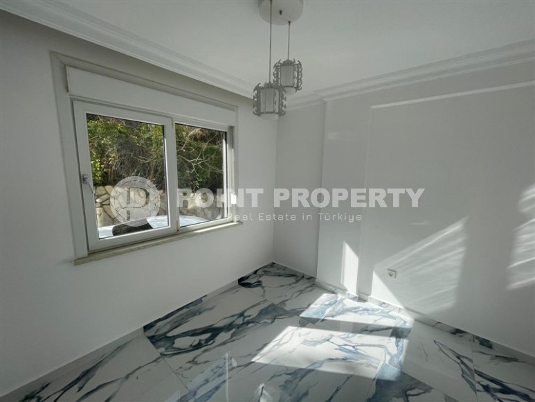 Apartment with luxurious panoramic views of the sea and the city, 400 meters from the beach, in the historical area of Alanya - Kale-id-7333-photo-6