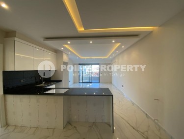 New two-level apartment 3+1, with a total area of 160 m2, in the very center of Alanya-id-7335-photo-3