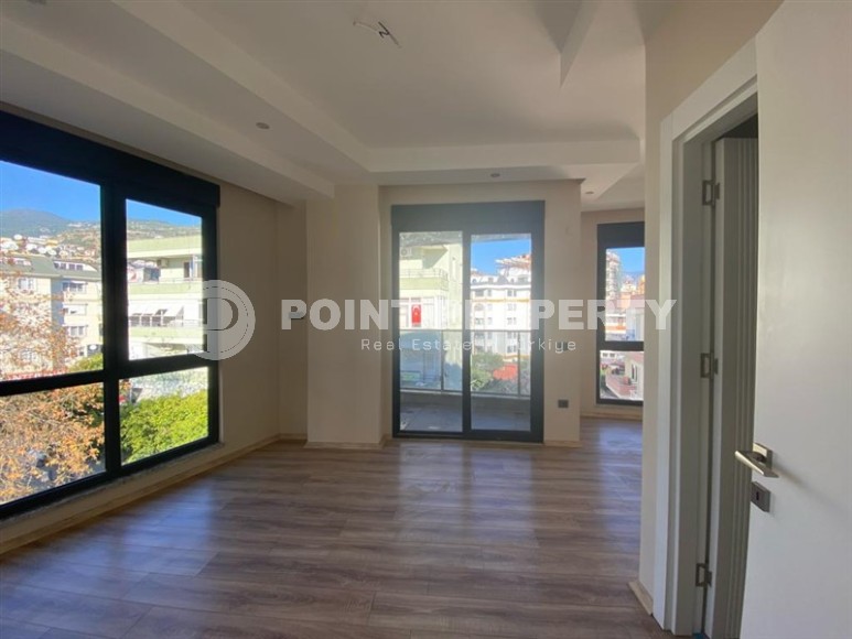 New two-level apartment 3+1, with a total area of 160 m2, in the very center of Alanya-id-7335-photo-5