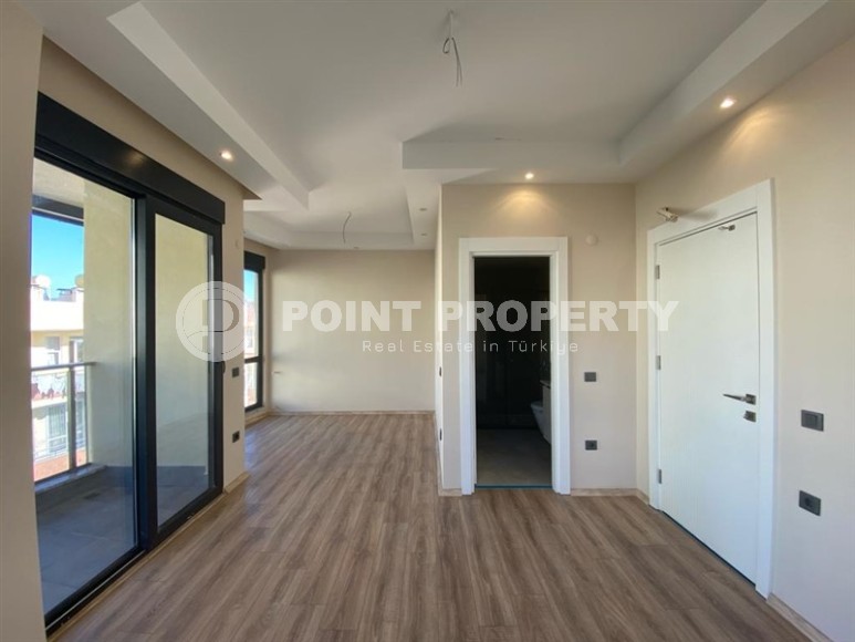 New two-level apartment 3+1, with a total area of 160 m2, in the very center of Alanya-id-7335-photo-8