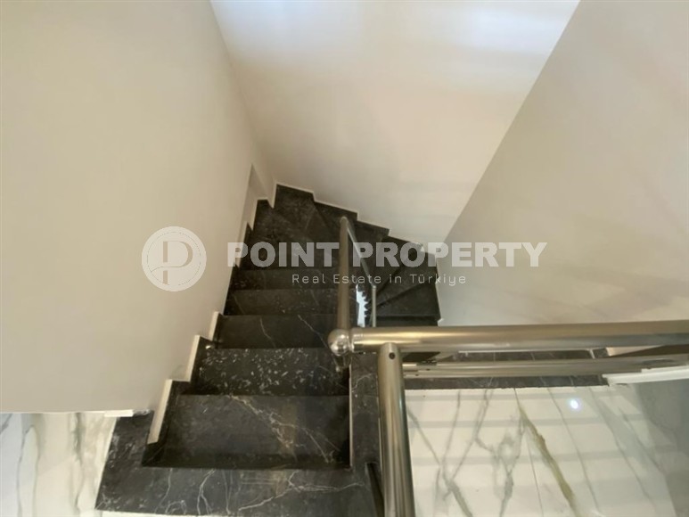 New two-level apartment 3+1, with a total area of 160 m2, in the very center of Alanya-id-7335-photo-12