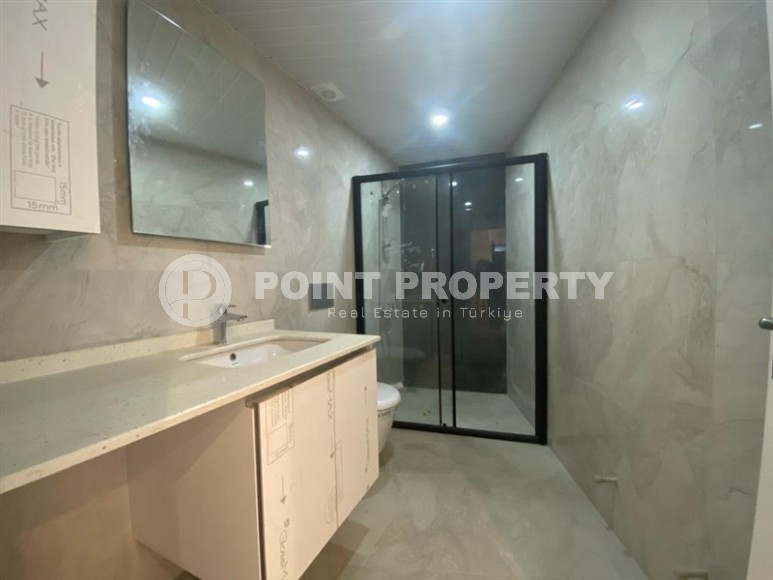 New two-level apartment 3+1, with a total area of 160 m2, in the very center of Alanya-id-7335-photo-13