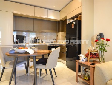 Comfortable 2+1 apartment on the first line from the sea, in the center of the popular area of Alanya - Mahmutlar-id-7338-photo-3