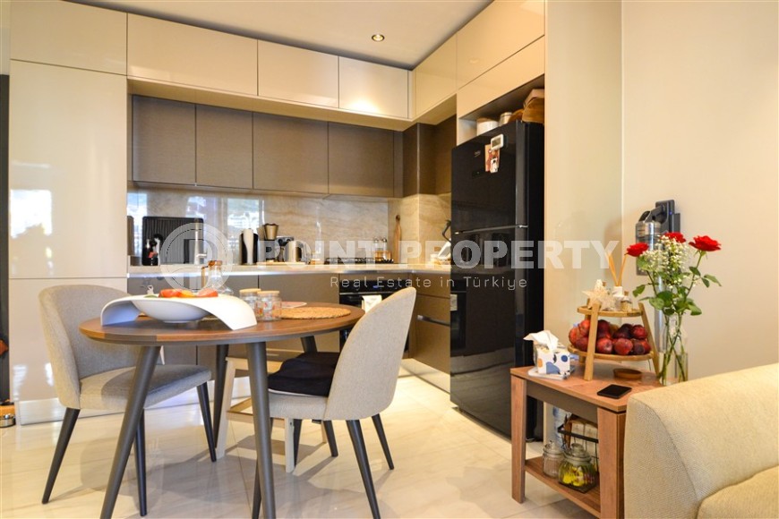 Комфортабельная квартира 2+1 на первой линии от моря, в центре популярного района Аланьи - Махмутлар-id-7338-фото-3