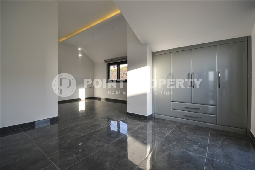 Panoramic two-level apartment 2+1, with a total area of 175 m2, in a modern residential complex built in 2019-id-7340-photo-6