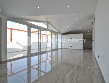 Элитная панорамная вилла с видом на море, с собственным бассейном, садом и системой «умный дом»-id-7345-фото-4