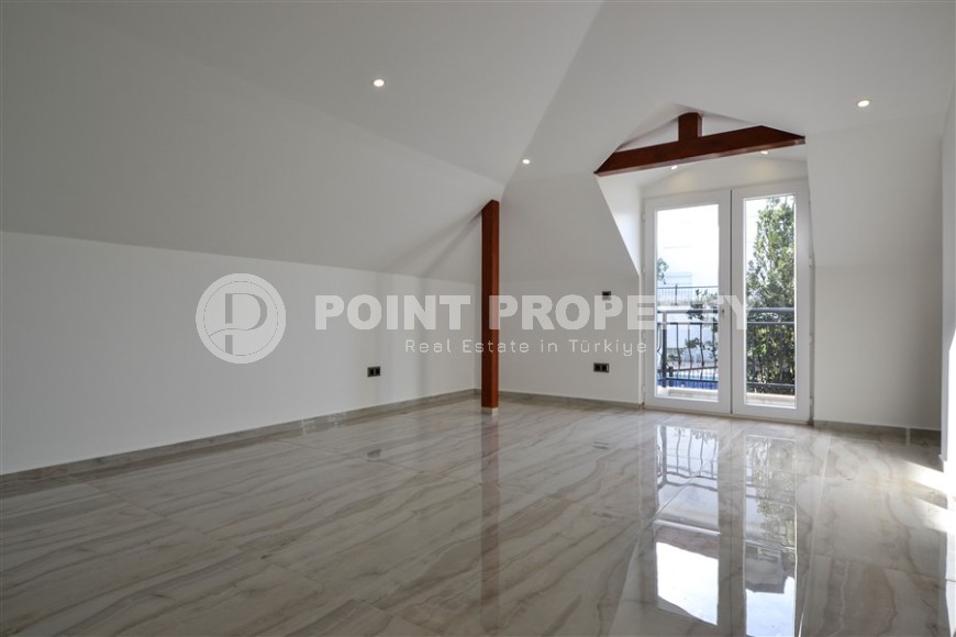 Elite panoramic villa overlooking the sea, with a private pool, garden and smart home system-id-7345-photo-7