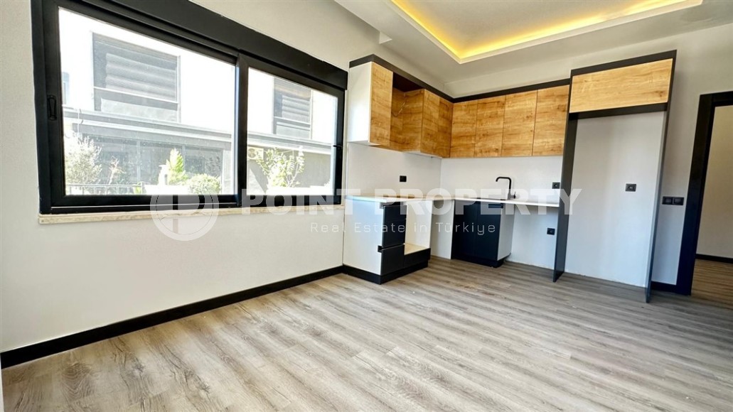 Новая квартира с качественной чистовой отделкой, на 1-м этаже в жилом комплексе, введенном в эксплуатацию в 2023 году-id-7349-фото-3