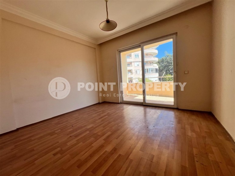 Inexpensive apartment 2+1, with a total area of 115 m2, on the 2nd floor in a building built in 2004-id-7350-photo-4