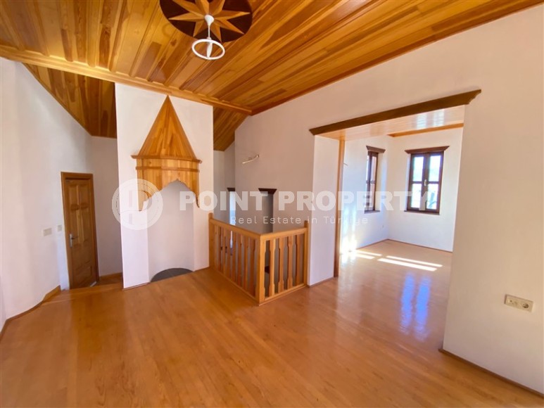 Выполненный по индивидуальному заказу двухэтажный каменный дом, в историческом районе Аланьи - Кале-id-7355-фото-4