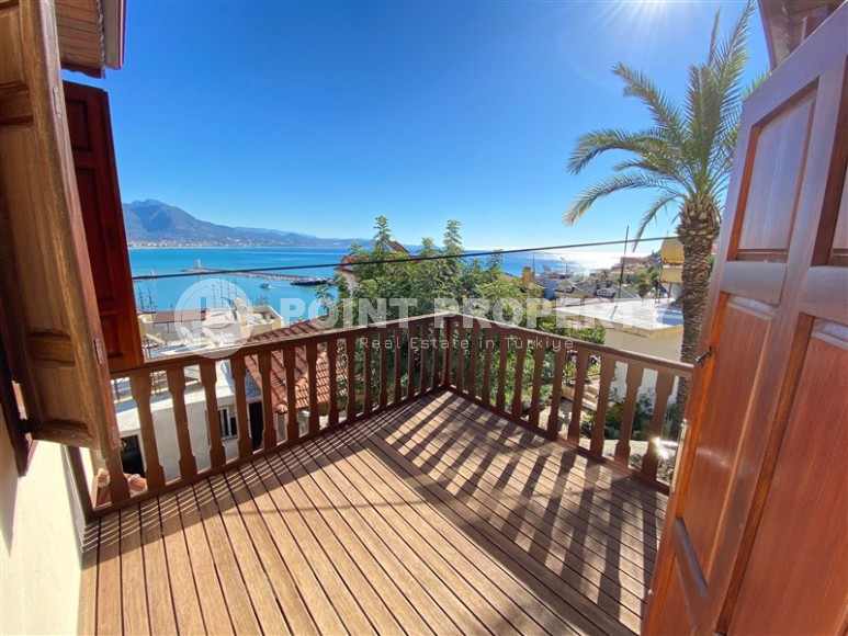 Выполненный по индивидуальному заказу двухэтажный каменный дом, в историческом районе Аланьи - Кале-id-7355-фото-11