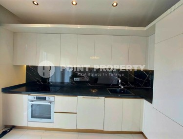 Комфортабельная двухуровневая квартира с современным дизайном, мебелью и бытовой техникой, в 900 метрах от моря-id-7360-фото-4