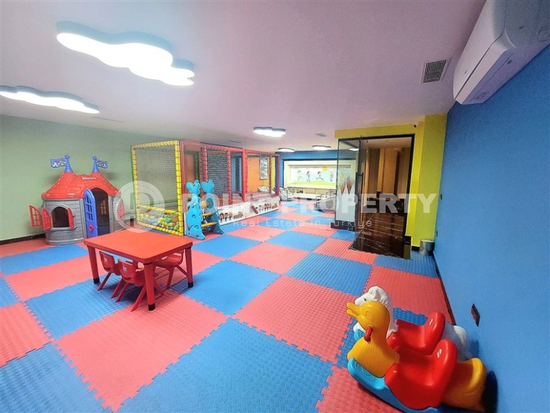 Комфортабельная двухуровневая квартира с современным дизайном, мебелью и бытовой техникой, в 900 метрах от моря-id-7360-фото-20