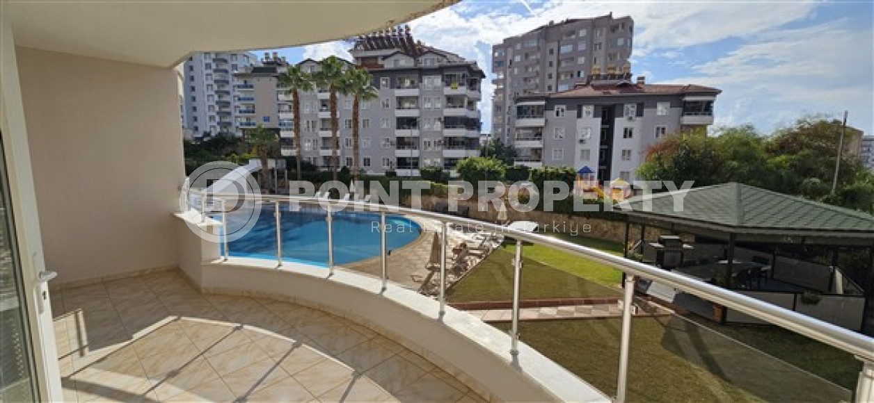 Доступная по цене квартира в 700 метрах от моря, в центре спокойного района Аланьи - Тосмур-id-7366-фото-9