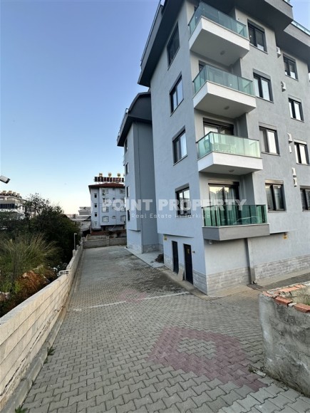 Compact furnished apartment 1400 meters from the sea, in a picturesque area of Alanya - Upper Oba-id-7374-photo-11