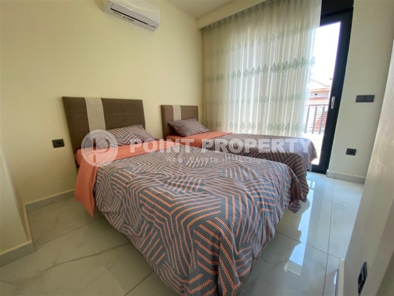 Панорамная двухуровневая квартира с видом на горы, в 450 метрах от знаменитого пляжа Клеопатры-id-7377-фото-10