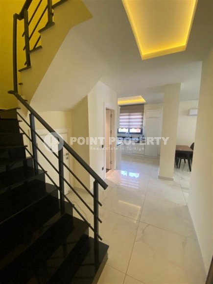 Панорамная двухуровневая квартира с видом на горы, в 450 метрах от знаменитого пляжа Клеопатры-id-7377-фото-12