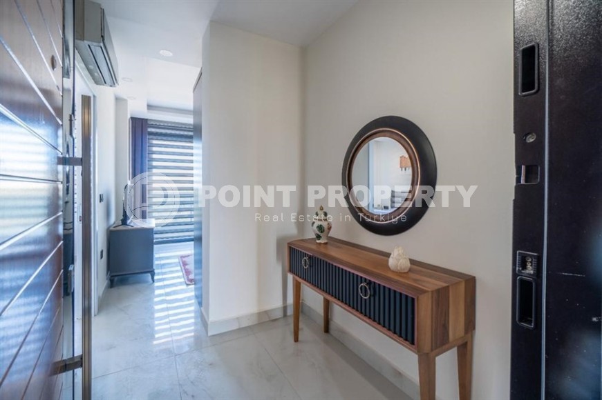 Небольшая стильная квартира с панорамным видом на море, в новой резиденции, введенной в эксплуатацию в 2022 году-id-7381-фото-6