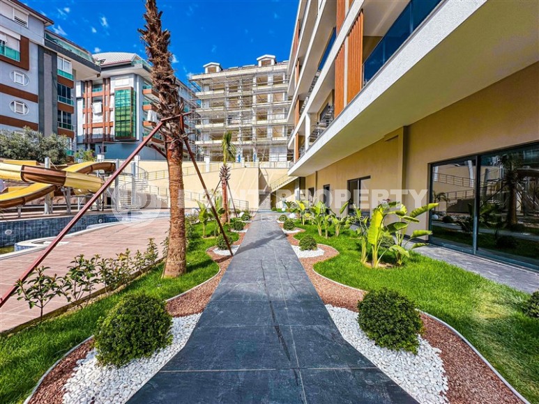 Large two-level apartment 5+1, on the 4th floor with an attic, 1300 meters from the sea-id-7390-photo-20
