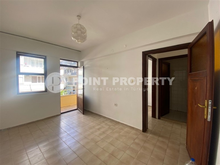 Inexpensive apartment 150 meters from the sea, on the main street of the Mahmutlar district-id-7394-photo-10