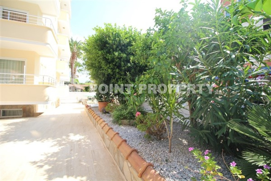 One bedroom apartment, 55m², in a complex with a swimming pool 100m from the sea in Oba, Alanya.-id-1571-photo-23