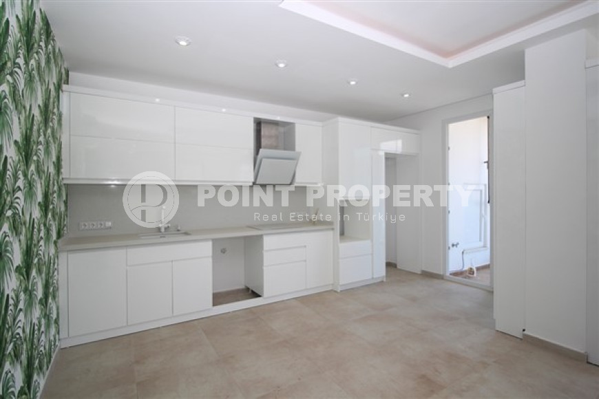 Двухуровневая четырехкомнатная квартира, 200м², в комплексе с хорошей инфраструктурой в районе Алании - Каргыджак-id-1572-фото-4