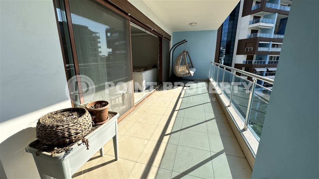 Spacious linear apartment 3+1 700 meters from the sea, in the center of the modern area of Alanya - Cikcilli-id-7407-photo-10