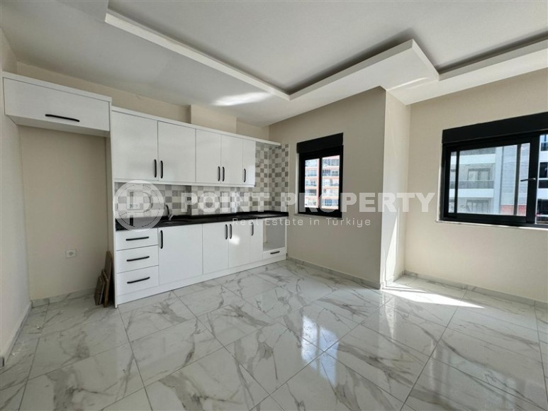 New 1+1 apartment with high-quality finishing, on the 1st floor in a residential complex, commissioned in 2023-id-7409-photo-2