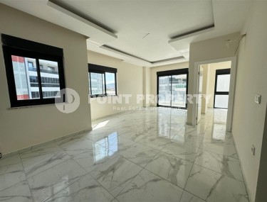 New 1+1 apartment with high-quality finishing, on the 1st floor in a residential complex, commissioned in 2023-id-7409-photo-3