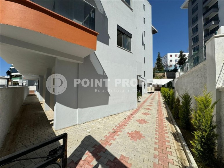 New 1+1 apartment with high-quality finishing, on the 1st floor in a residential complex, commissioned in 2023-id-7409-photo-16