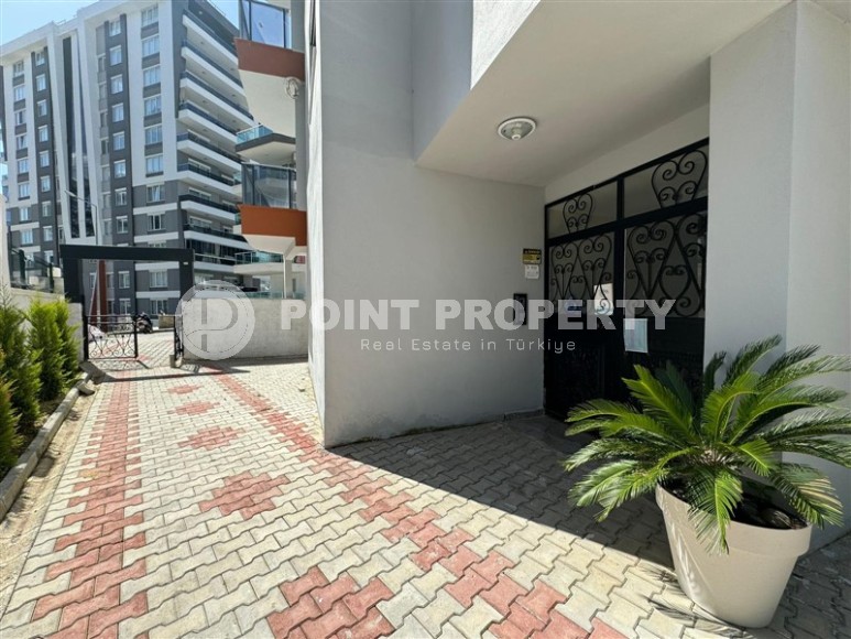 New 1+1 apartment with high-quality finishing, on the 1st floor in a residential complex, commissioned in 2023-id-7409-photo-17