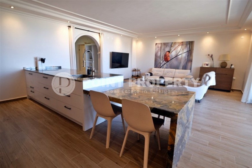 Bright, atmospheric apartment 3+1, with a total area of 145 m2, in a comfortable residential complex in the Mahmutlar area-id-7410-photo-3