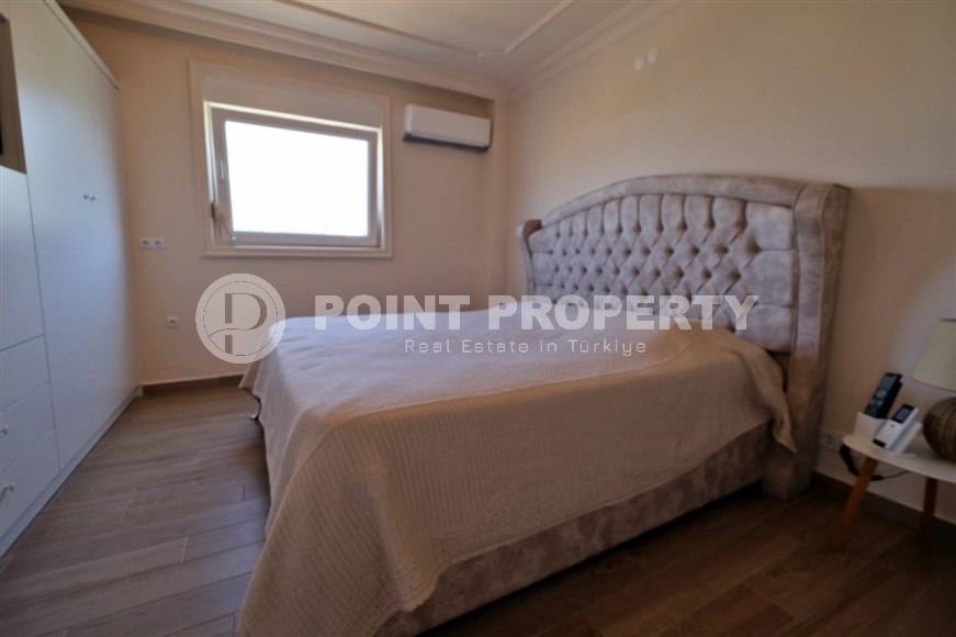 Bright, atmospheric apartment 3+1, with a total area of 145 m2, in a comfortable residential complex in the Mahmutlar area-id-7410-photo-8