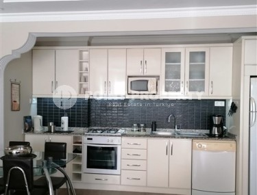 Светлая, уютная квартира с большим застекленным балконом, в 650 метрах от роскошного песчаного пляжа-id-7415-фото-3