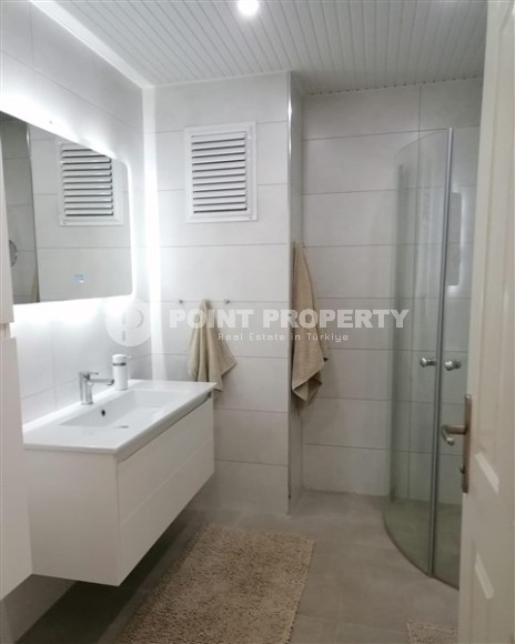 Светлая, уютная квартира с большим застекленным балконом, в 650 метрах от роскошного песчаного пляжа-id-7415-фото-7