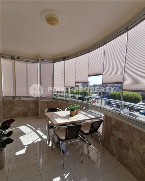 Светлая, уютная квартира с большим застекленным балконом, в 650 метрах от роскошного песчаного пляжа-id-7415-фото-9