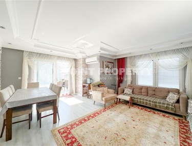 Большая двухуровневая квартира 4+1 с видом на город и горы, на 10-м этаже с мансардой, в центре района Джикджилли-id-7417-фото-1