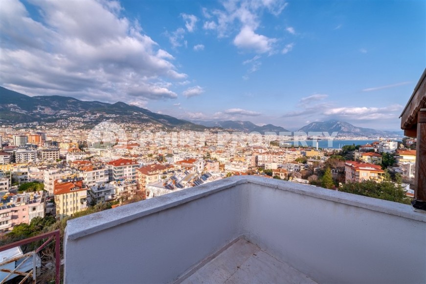 Две квартиры 1+1 с роскошным панорамным видом на бухту Аланьи, в историческом центре города - Кале-id-7419-фото-23