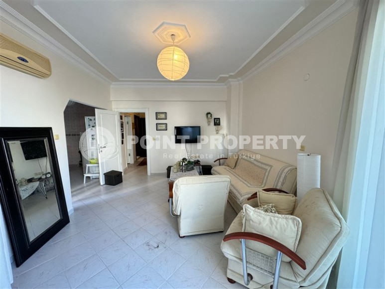 Недорогая квартира 2+1 в 30 метрах от моря, в центре популярного района Аланьи - Махмутлар-id-7420-фото-3