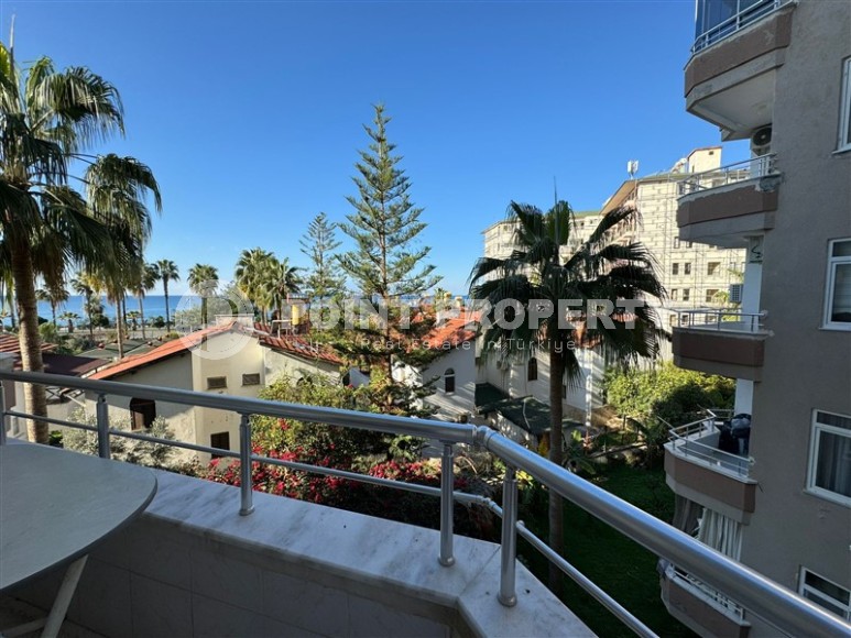 Недорогая квартира 2+1 в 30 метрах от моря, в центре популярного района Аланьи - Махмутлар-id-7420-фото-12