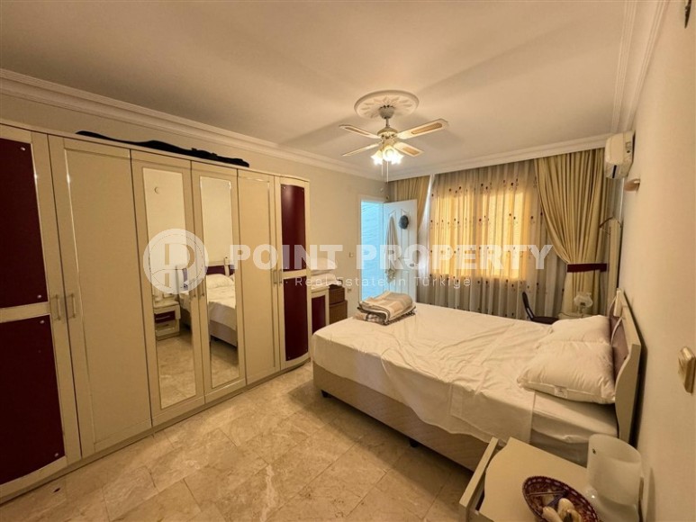 Панорамная двухуровневая квартира 4+2 с видом на море и горы, в центре популярного района Аланьи - Махмутлар-id-7421-фото-7