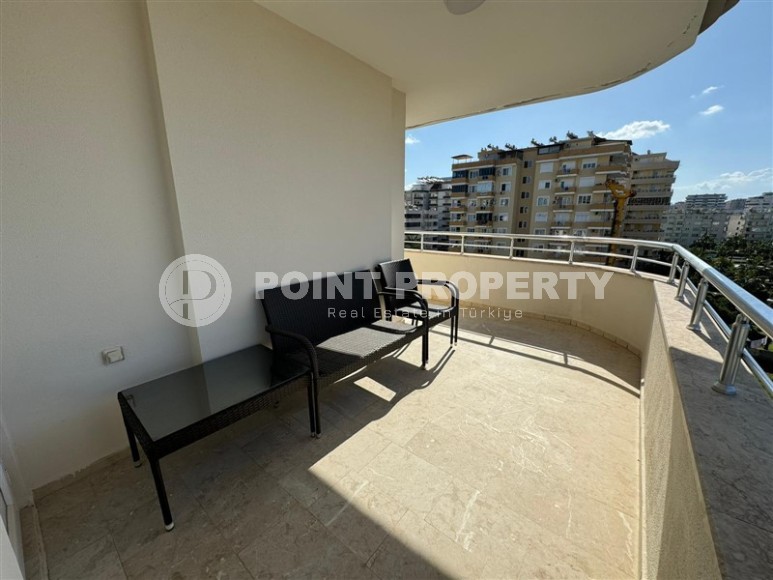 Панорамная двухуровневая квартира 4+2 с видом на море и горы, в центре популярного района Аланьи - Махмутлар-id-7421-фото-18