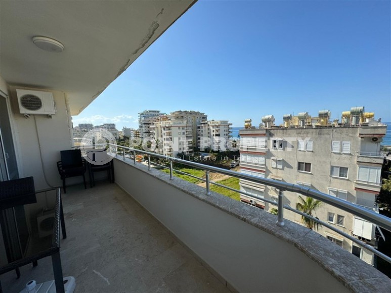 Панорамная двухуровневая квартира 4+2 с видом на море и горы, в центре популярного района Аланьи - Махмутлар-id-7421-фото-20