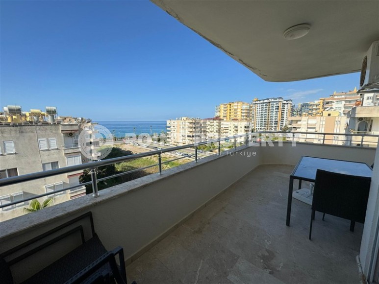 Панорамная двухуровневая квартира 4+2 с видом на море и горы, в центре популярного района Аланьи - Махмутлар-id-7421-фото-21