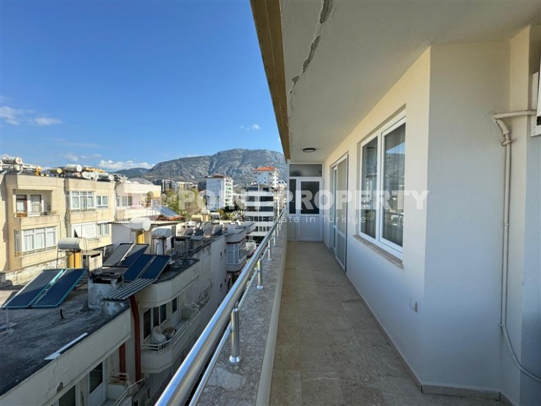 Панорамная двухуровневая квартира 4+2 с видом на море и горы, в центре популярного района Аланьи - Махмутлар-id-7421-фото-22