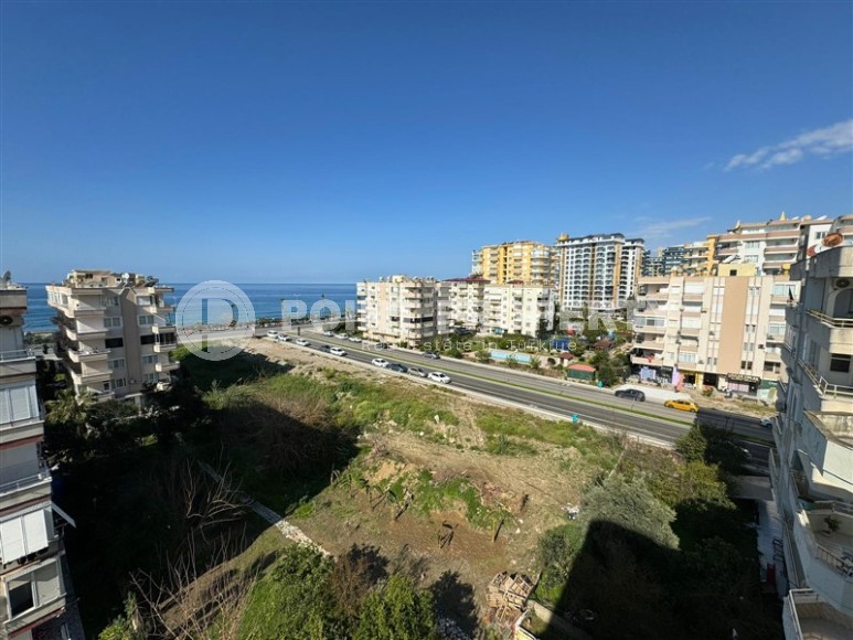 Панорамная двухуровневая квартира 4+2 с видом на море и горы, в центре популярного района Аланьи - Махмутлар-id-7421-фото-24