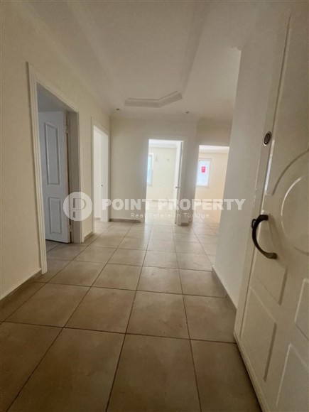 Panoramic apartment with city and mountain views 250 meters from the sea, in the center of Mahmutlar-id-7422-photo-6